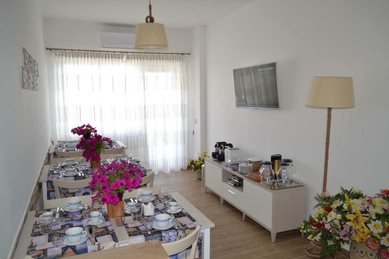 B&B Lineablu Formia Buitenkant foto
