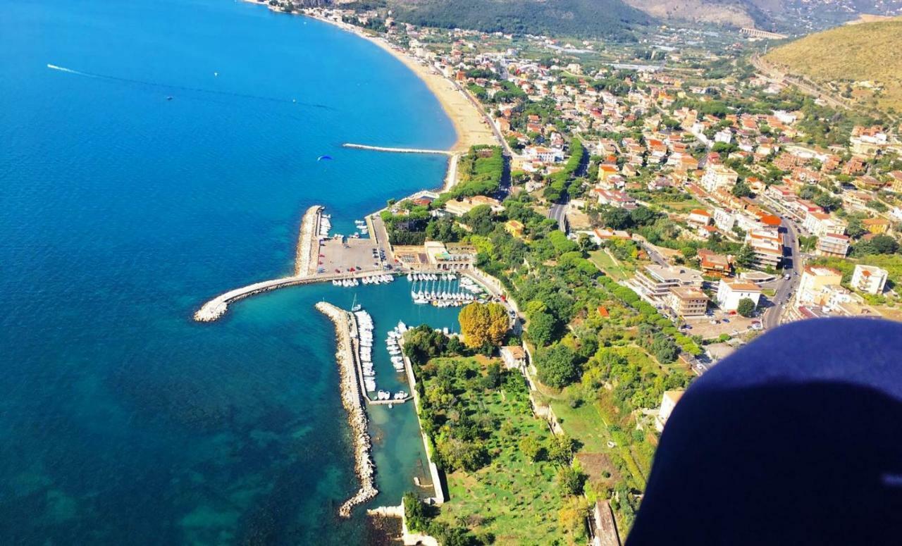 B&B Lineablu Formia Buitenkant foto