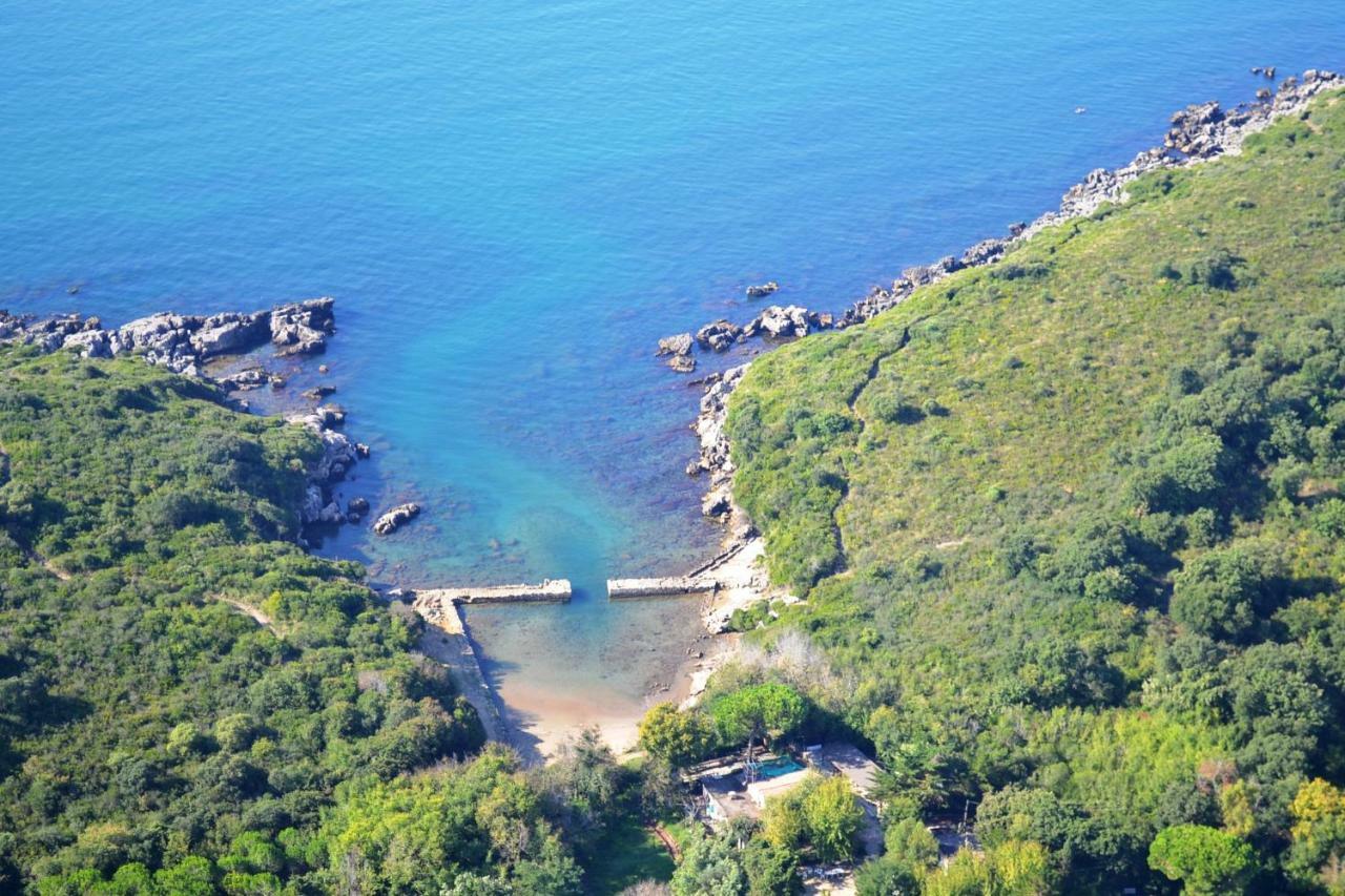 B&B Lineablu Formia Buitenkant foto