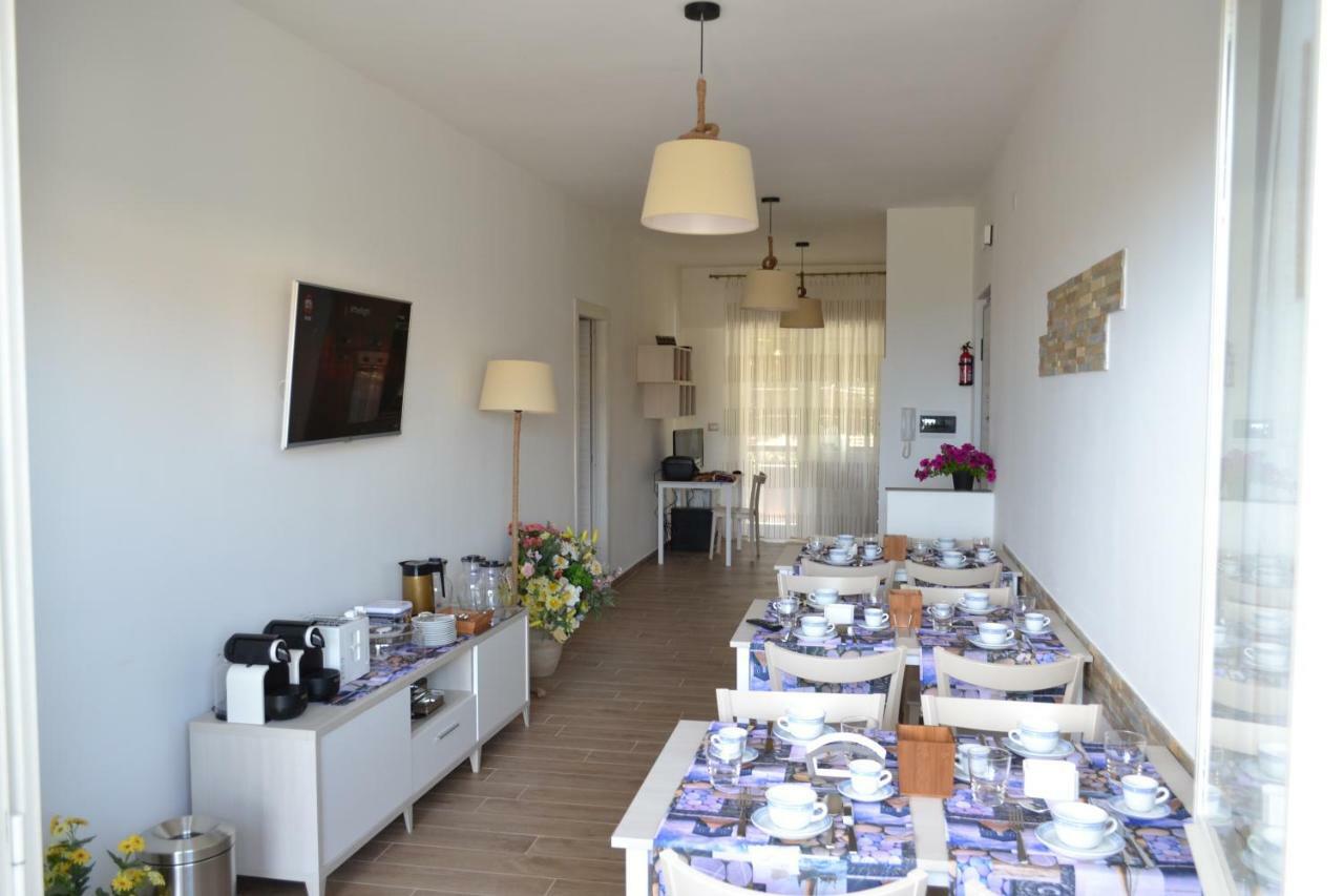 B&B Lineablu Formia Buitenkant foto