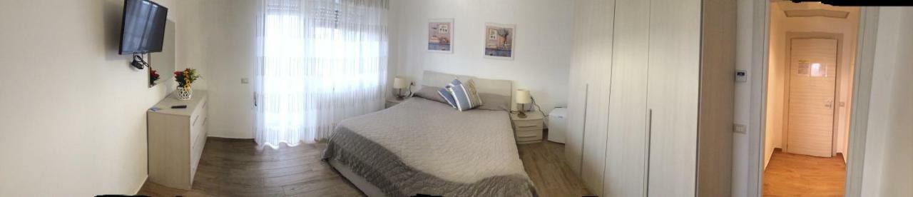 B&B Lineablu Formia Buitenkant foto